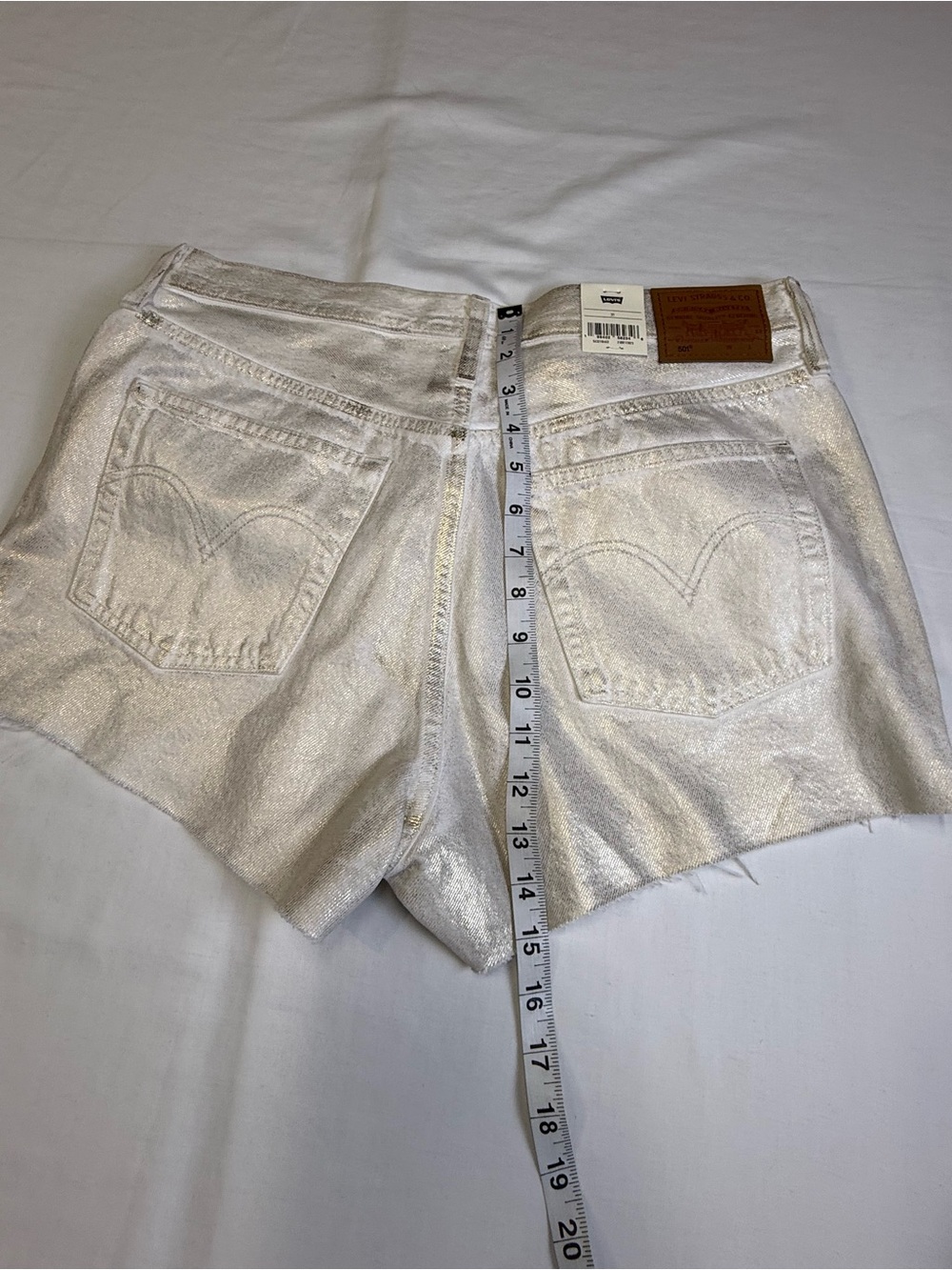 Levis 501 Premium Shorts Womens Sz 31 White Gold Metallic High Rise Cutoff - Picture 7 of 12